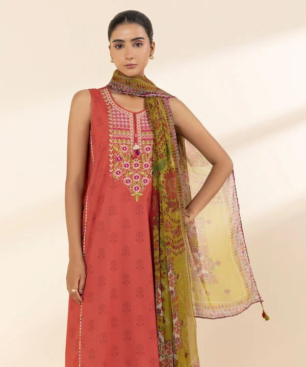 3 Piece - Embroidered Lawn Suit