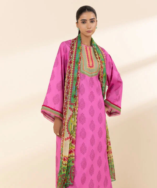 3 Piece - Embroidered Lawn Suit