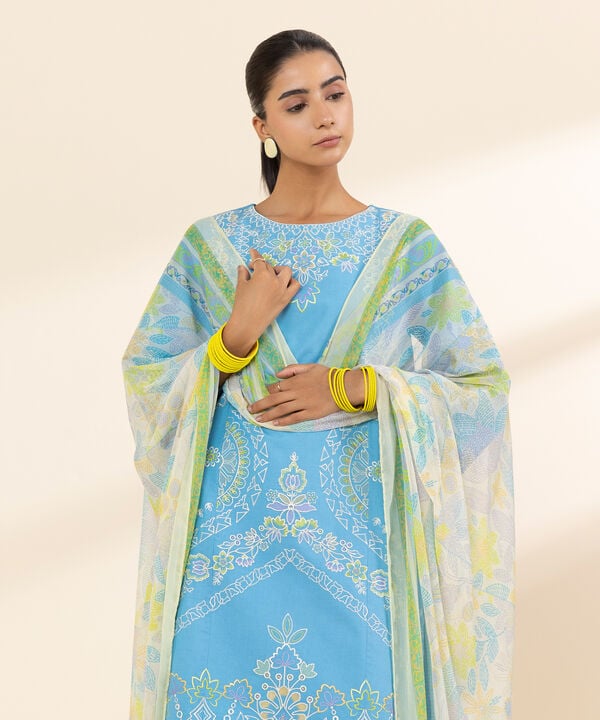 3 Piece - Embroidered Lawn Suit