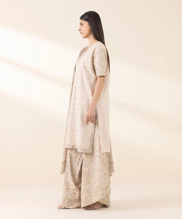 3 Piece - Embroidered Lawn Suit