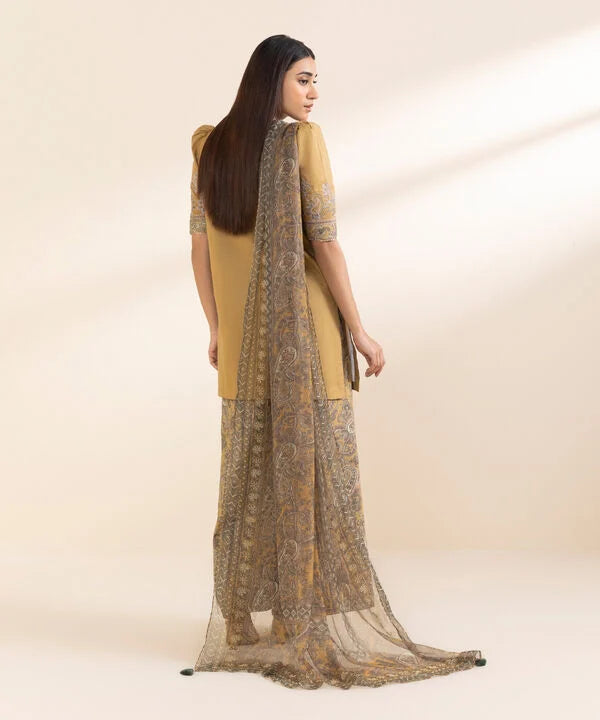 3 Piece - Embroidered Lawn Suit