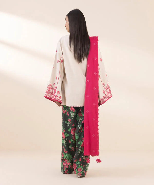 3 Piece - Embroidered Lawn Suit
