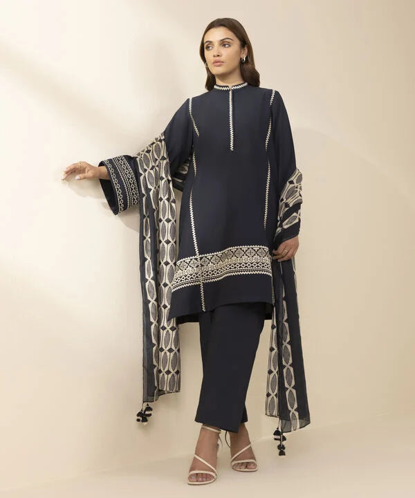 3 Piece - Embroidered Lawn Suit