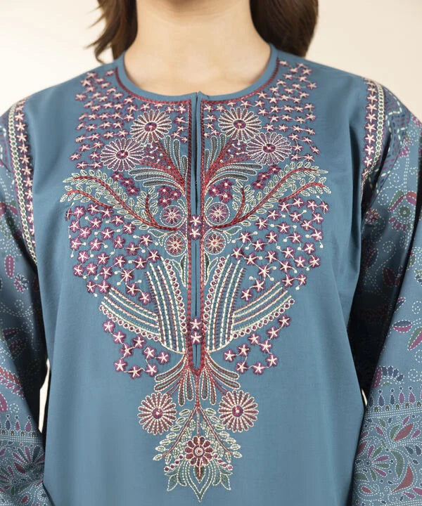 3 Piece - Embroidered Lawn Suit