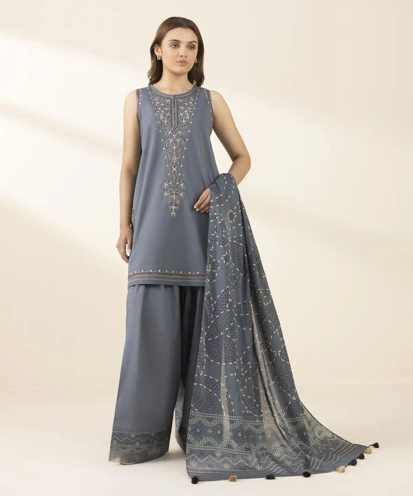 3 Piece - Embroidered Lawn Suit