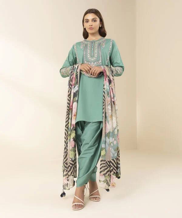 3 Piece - Embroidered Lawn Suit