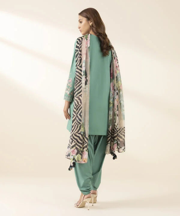 3 Piece - Embroidered Lawn Suit