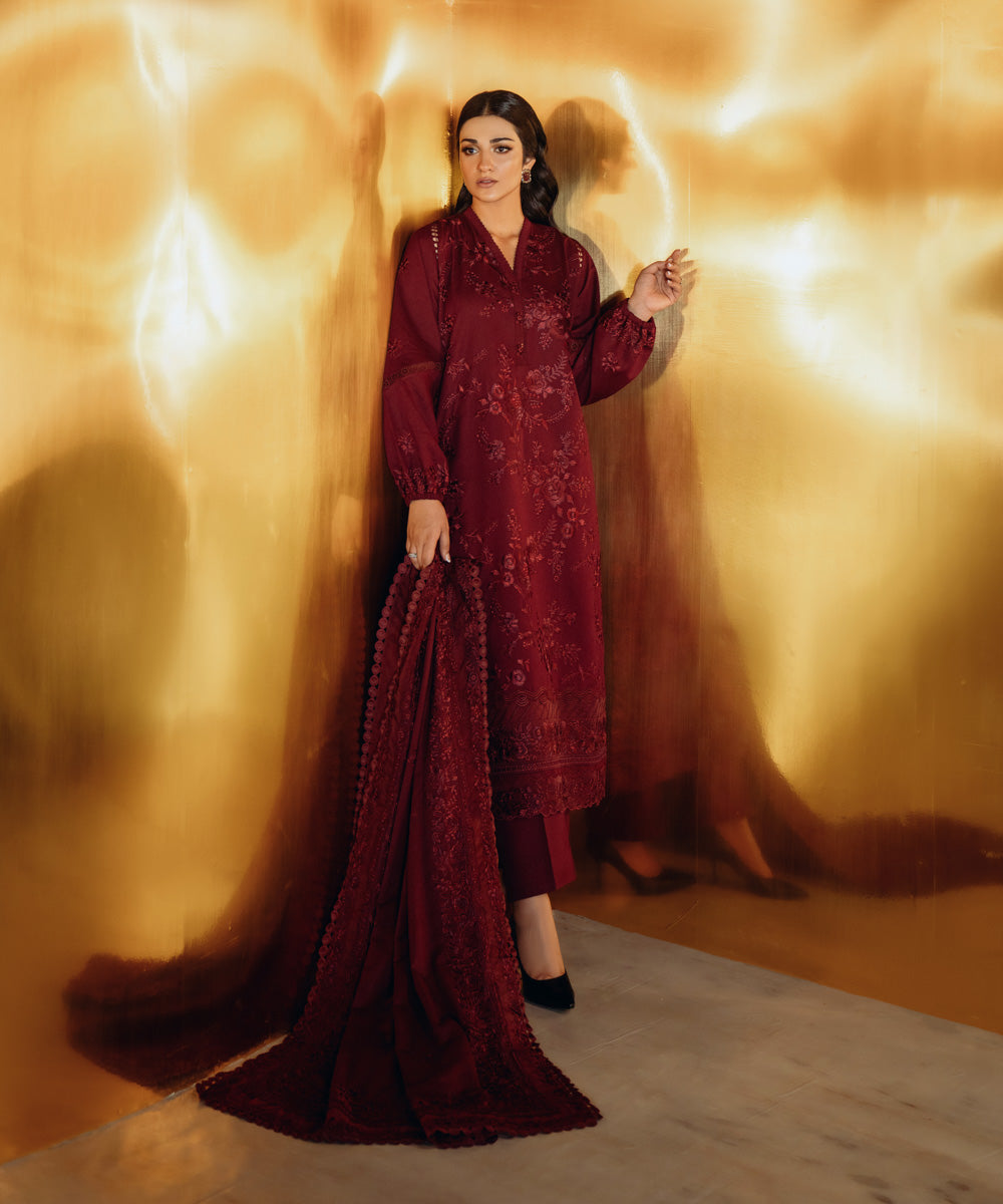 3 Piece - Embroidered Cotton Karandi Suit